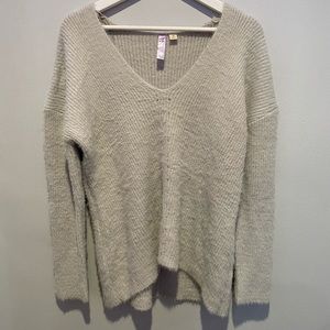 Alya grey fuzzy v neck sweater